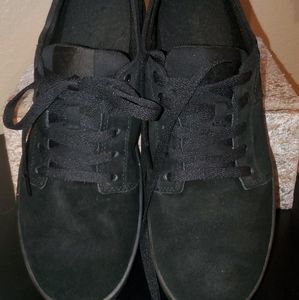 {13} Supra Black Men's Shoe